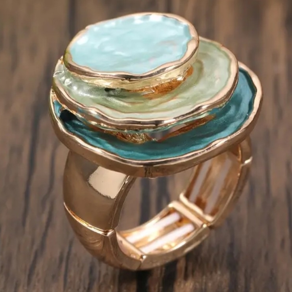 Ring - Picture 7 of 8
